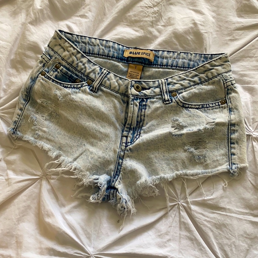 Ripped Jean shorts